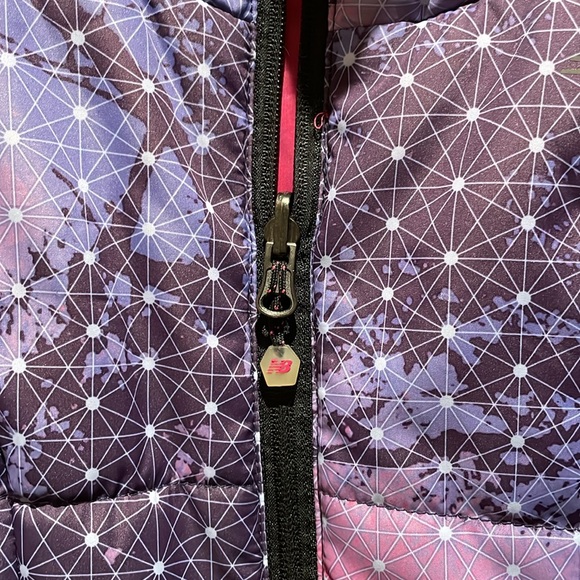 New Balance Reversible Quilted Puffer Vest Ladies S EUC - Picture 2 of 9